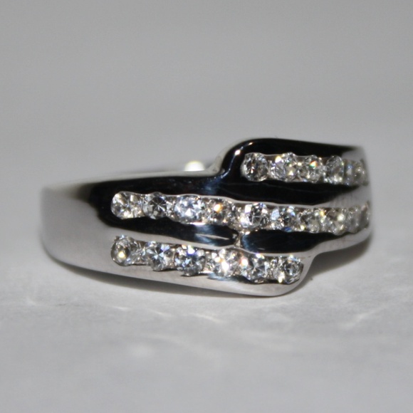 NWT Sterling silver CZ thick band ring - Picture 3 of 4